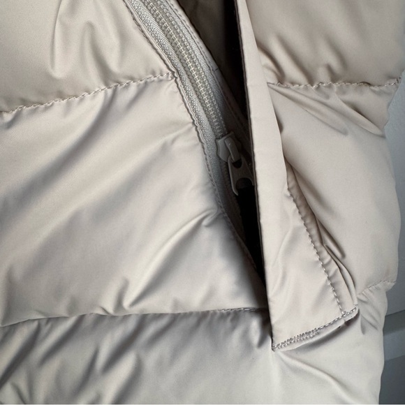 Columbia feather down puffer vest ultra light Beige Brown Water resistant size L - Picture 6 of 9